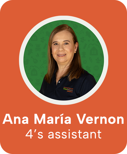 12_Ana-Maria_Woodlands-TreeHouse_3-assistant